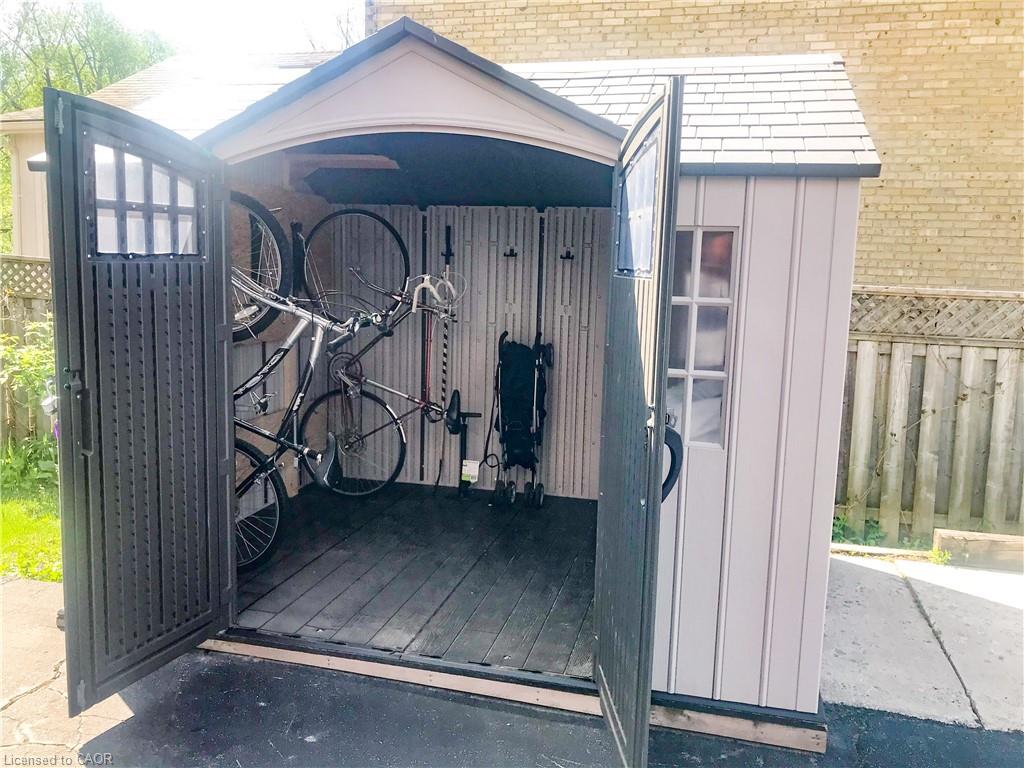 118 Strange Street Property Photo 44