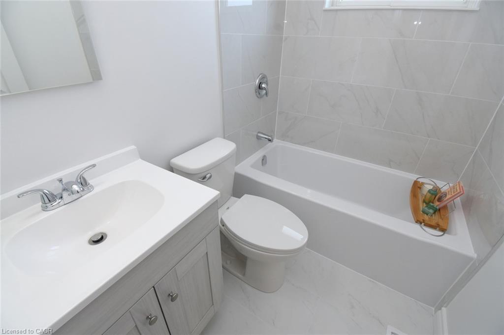415 East 15th Street Property Photo 17