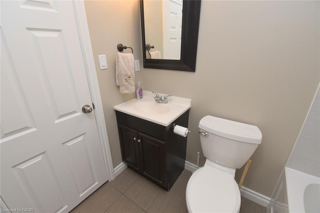 415 East 15th Street Property Photo 20