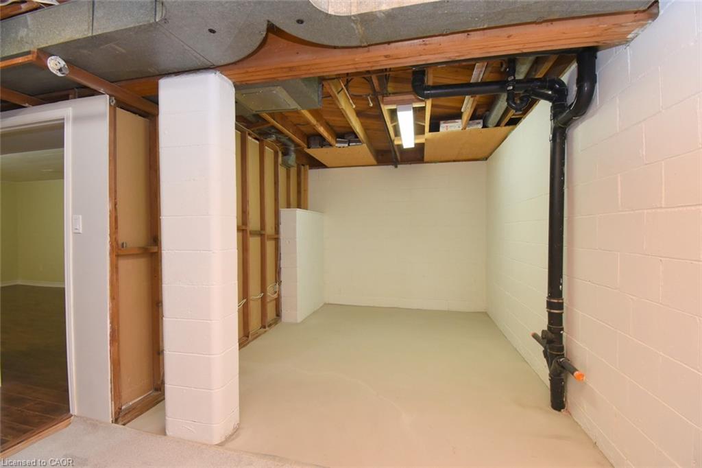 415 East 15th Street Property Photo 23