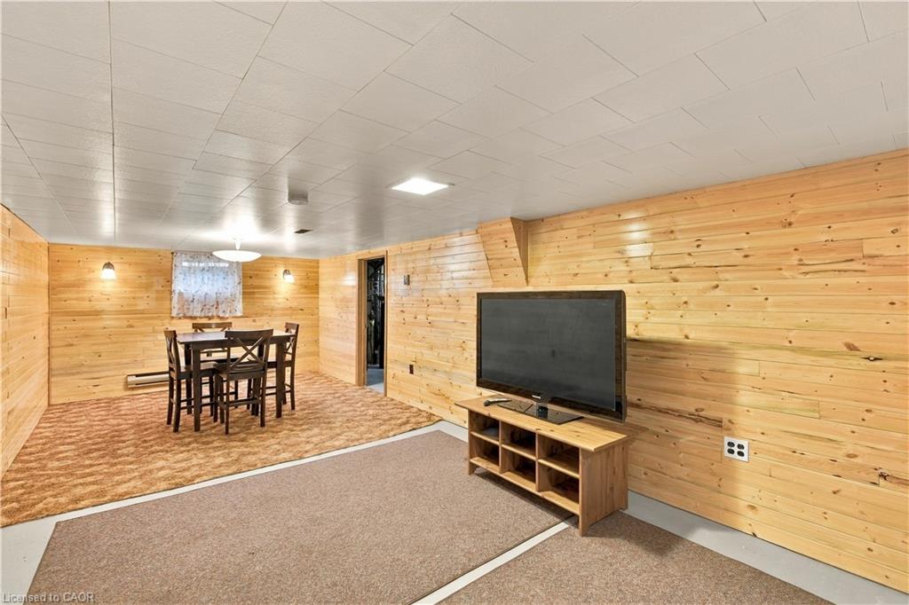 166 Victoria Road N Property Photo 19