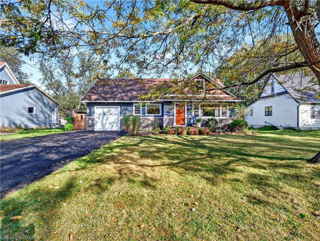 2506 Coral Avenue Property Photo 2