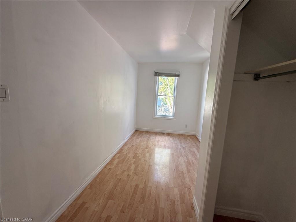 1087 Cannon Street E Property Photo 9
