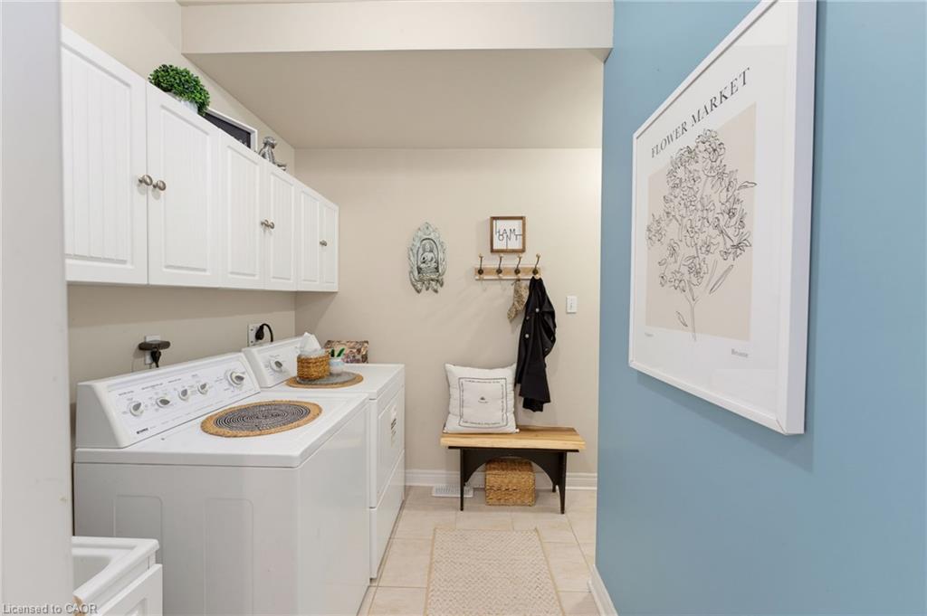 103 Thoroughbred Boulevard Property Photo 15
