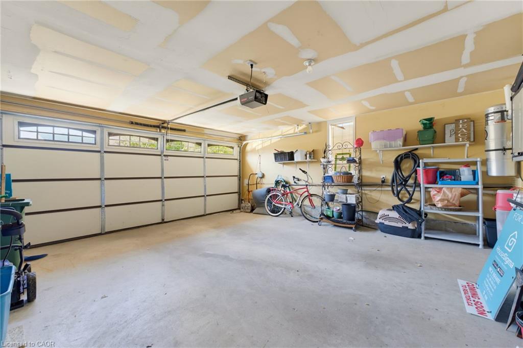 103 Thoroughbred Boulevard Property Photo 28