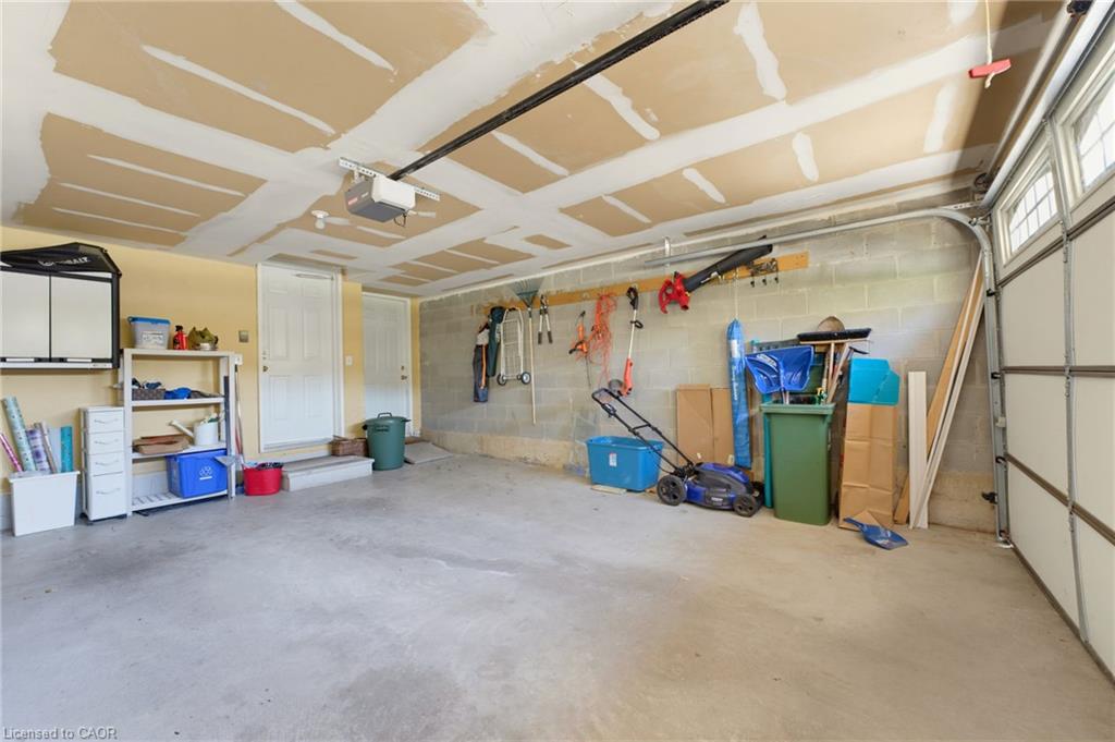 103 Thoroughbred Boulevard Property Photo 29
