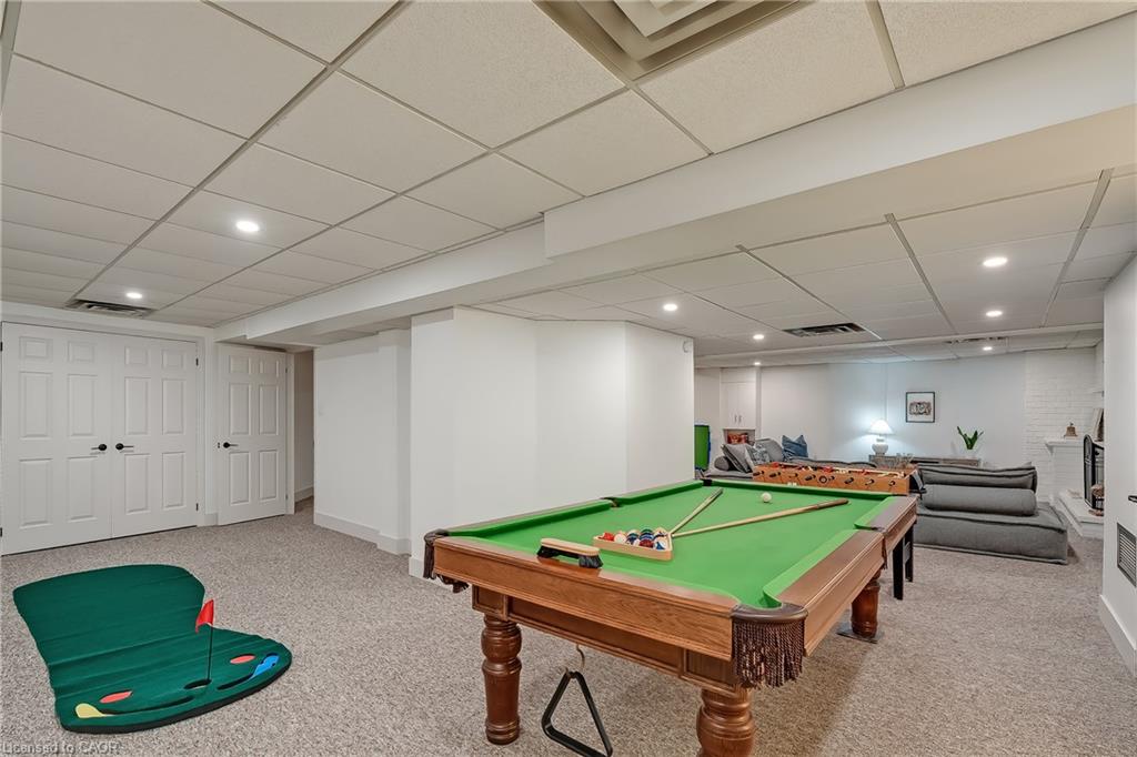 6482 Tenth Line W Property Photo 31