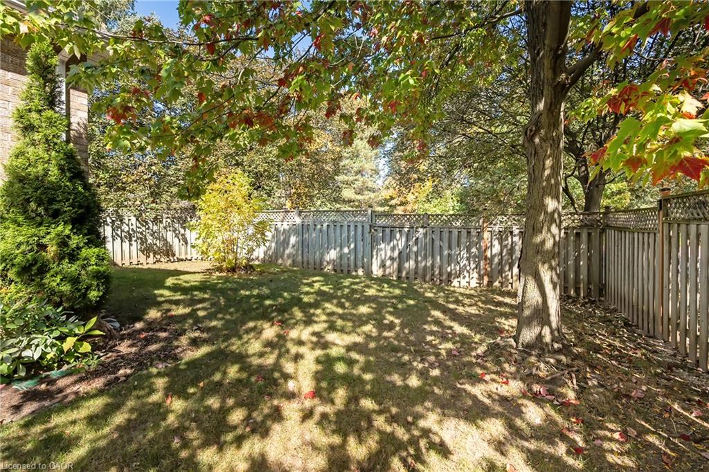 6482 Tenth Line W Property Photo 40
