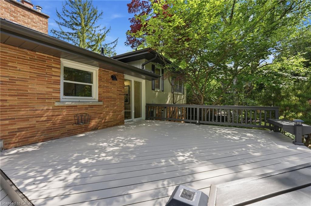 571 Leonard Court Property Photo 39
