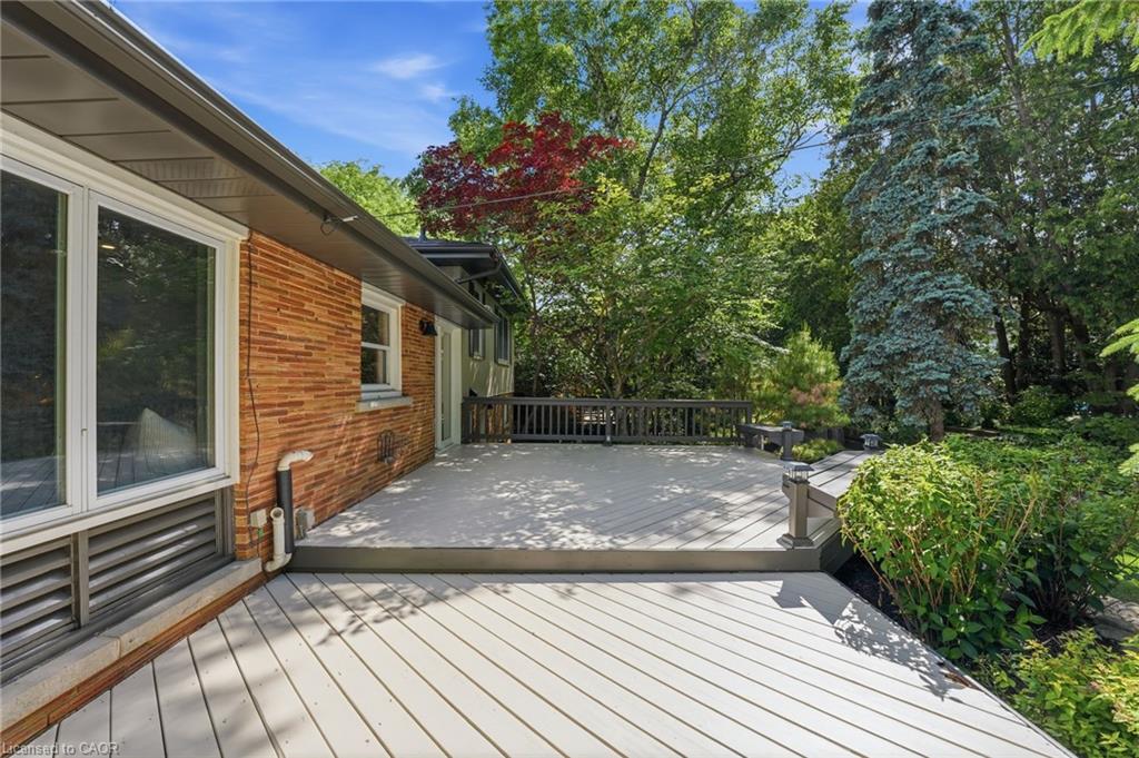 571 Leonard Court Property Photo 40