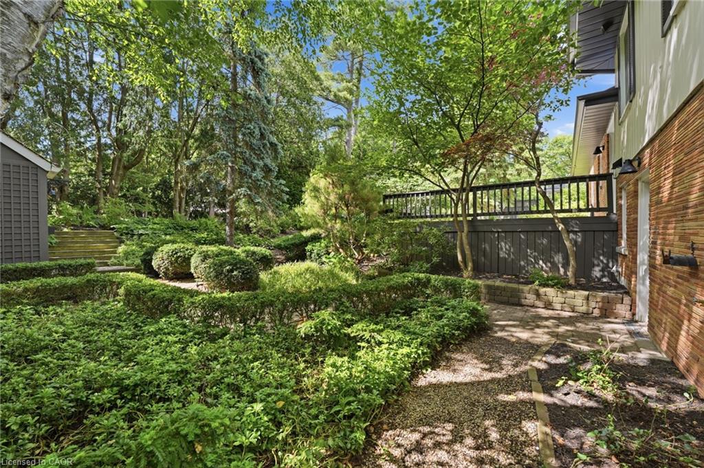 571 Leonard Court Property Photo 45
