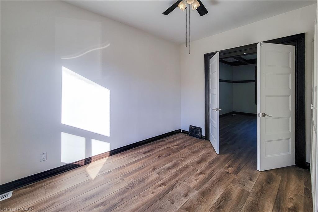 1-108 Kensington Avenue N Property Photo 15