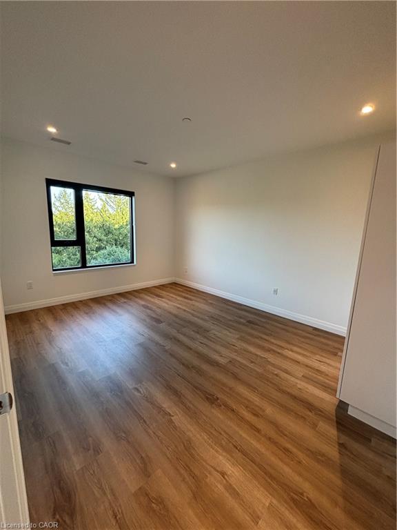 625-525 New Dundee Road Property Photo 14