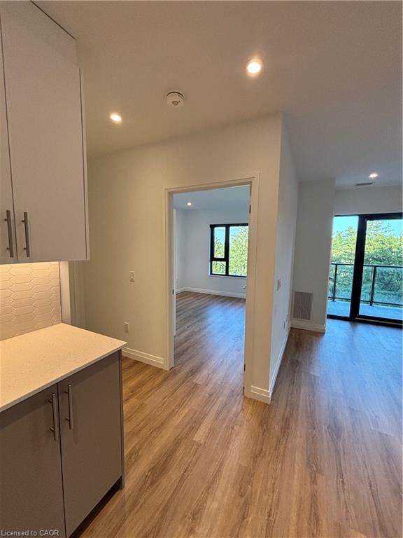 625-525 New Dundee Road Property Photo 18