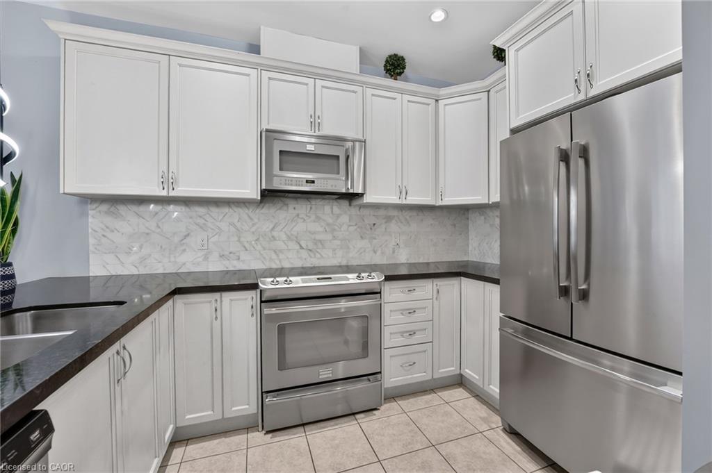 58 Summerberry Way Property Photo 16