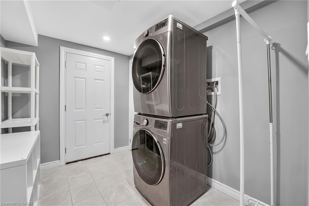 58 Summerberry Way Property Photo 32