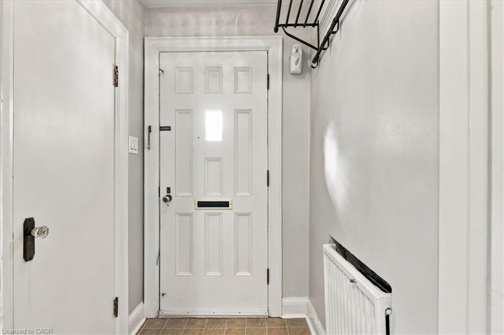 85 Hungerford Road Property Photo 6
