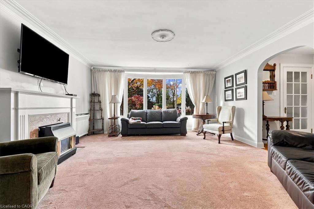 85 Hungerford Road Property Photo 11