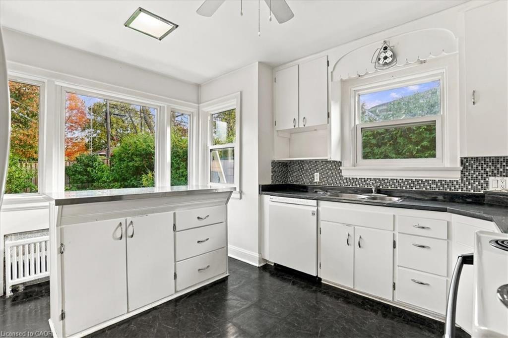 85 Hungerford Road Property Photo 14