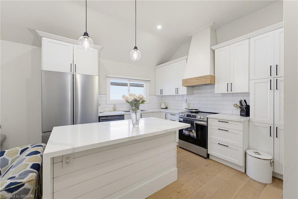 410 Nelson Street Property Photo 6