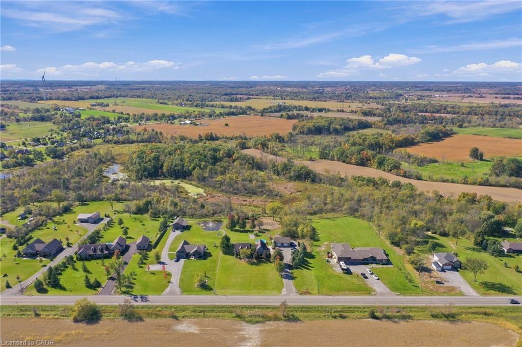 860 Regional 27 Road Property Photo 2