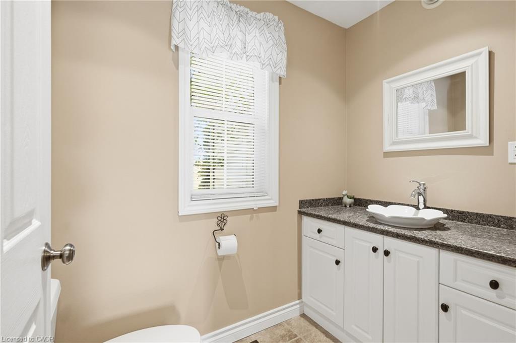 860 Regional 27 Road Property Photo 22