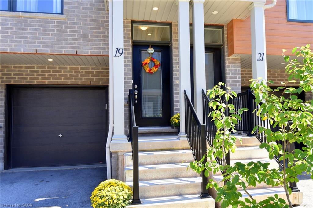 19 Radison Lane Property Photo 4