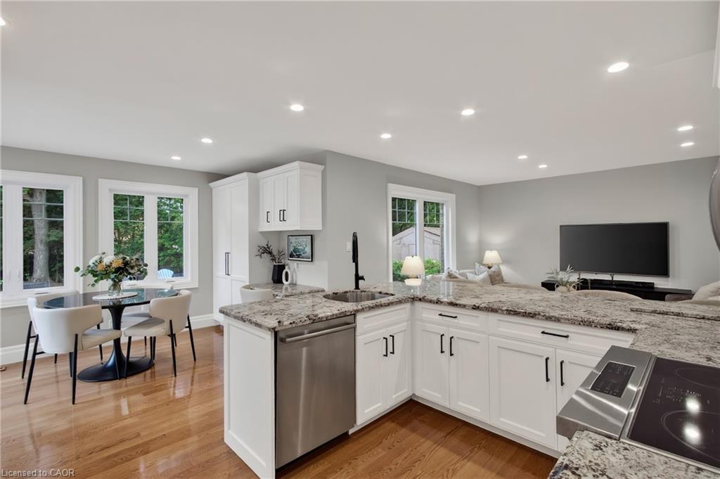 3523 Kingbird Court Property Photo 14