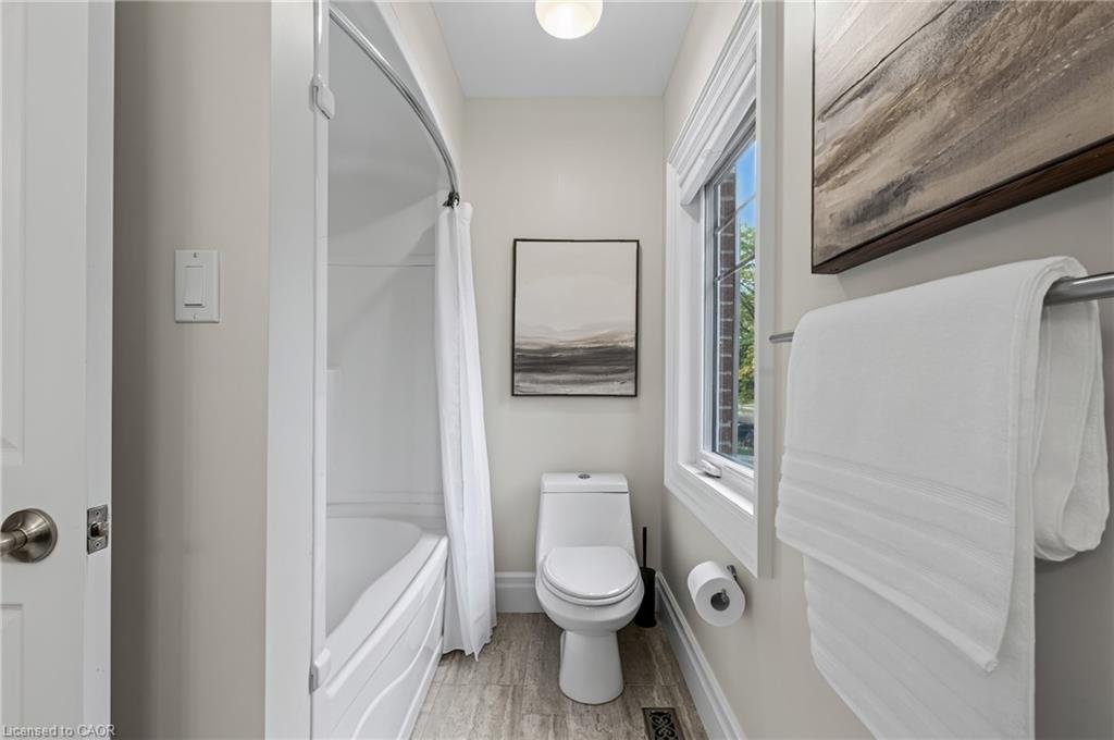 3523 Kingbird Court Property Photo 32