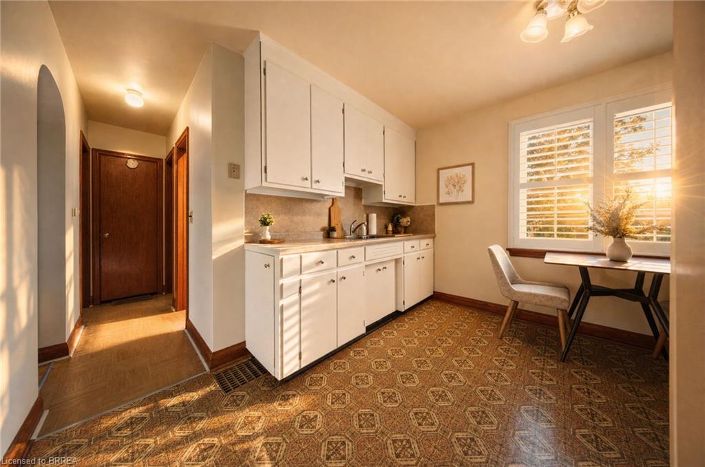 21 Hillcrest Avenue Property Photo 10
