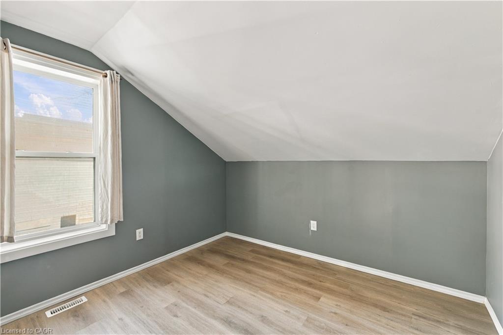 380 Livingstone Avenue Property Photo 21