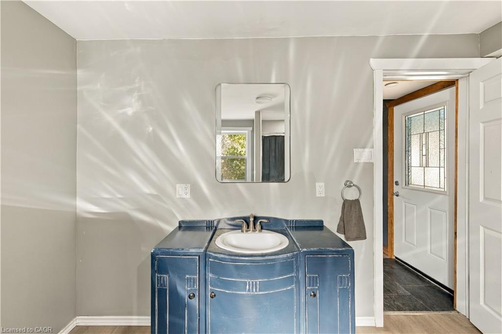 380 Livingstone Avenue Property Photo 25