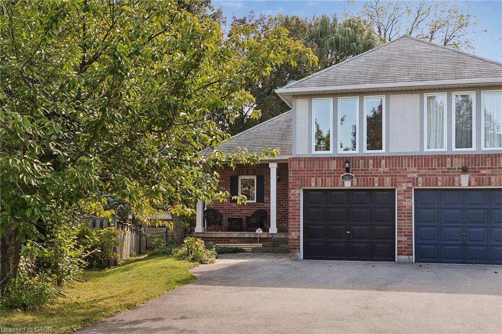 2024 Grovetree Lane Property Photo 2