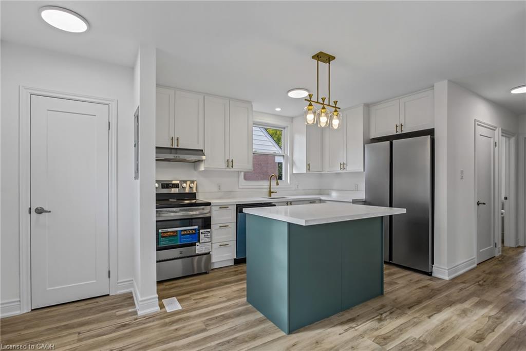 156 East 36th Street Property Photo 4