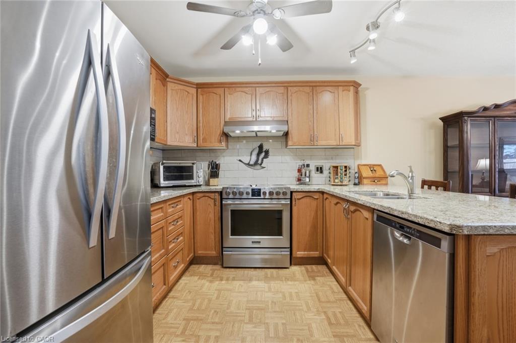9 Kinsman Court S Property Photo 13
