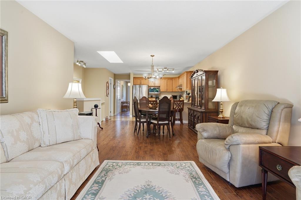 9 Kinsman Court S Property Photo 18