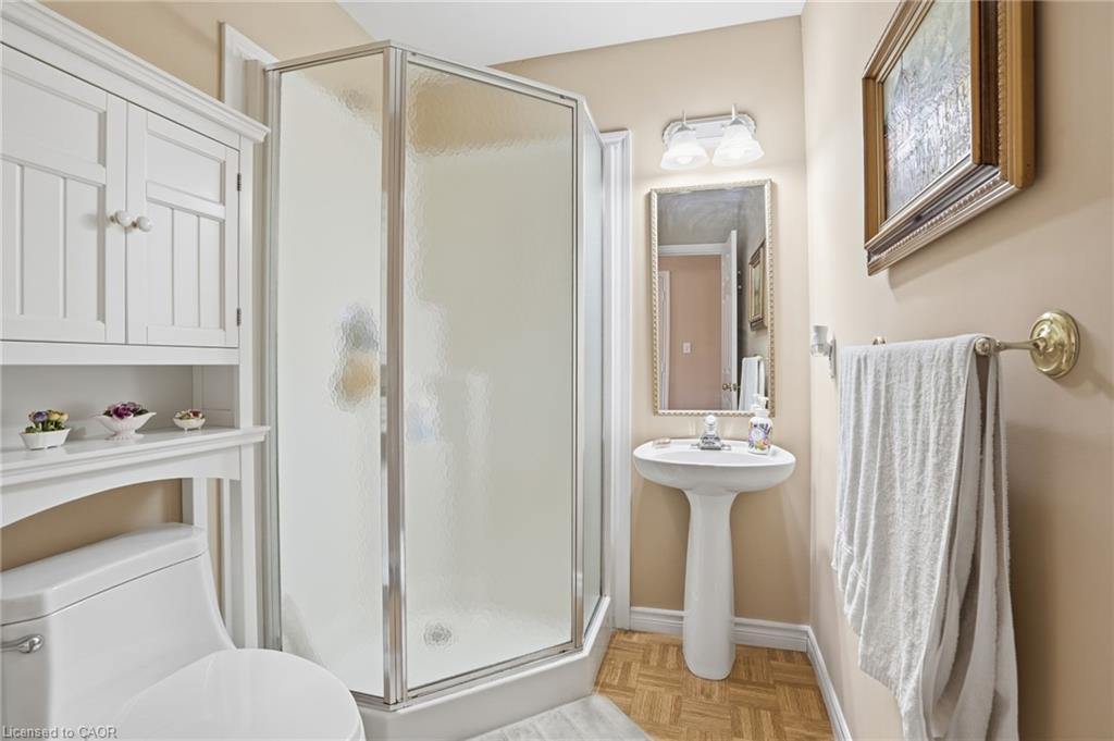 9 Kinsman Court S Property Photo 28