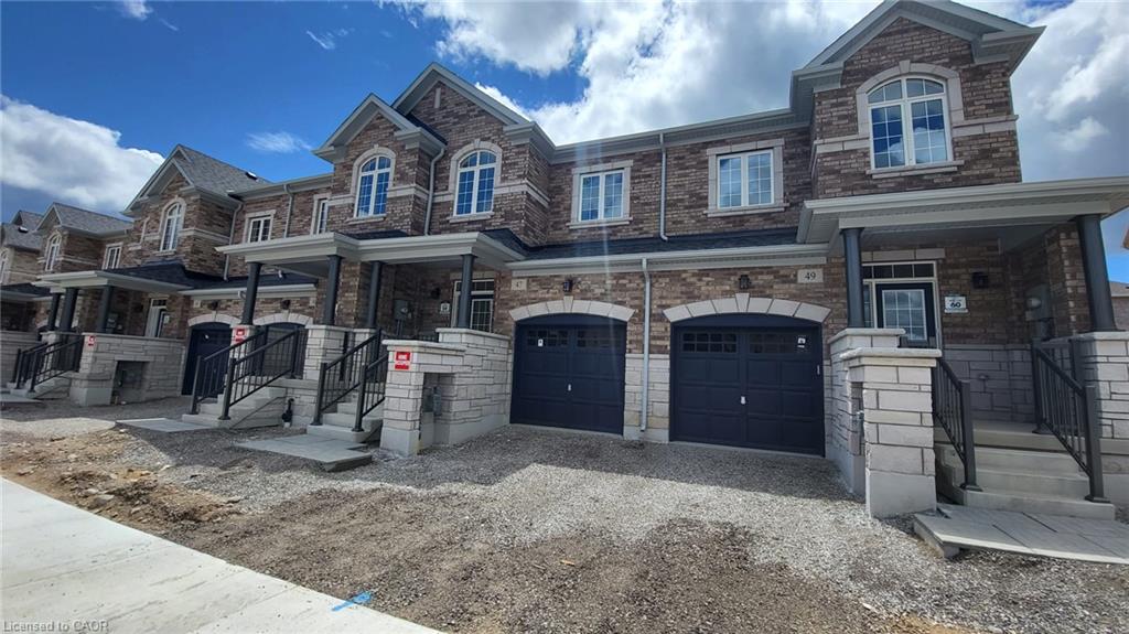47 Gledhill Crescent Property Photo 2