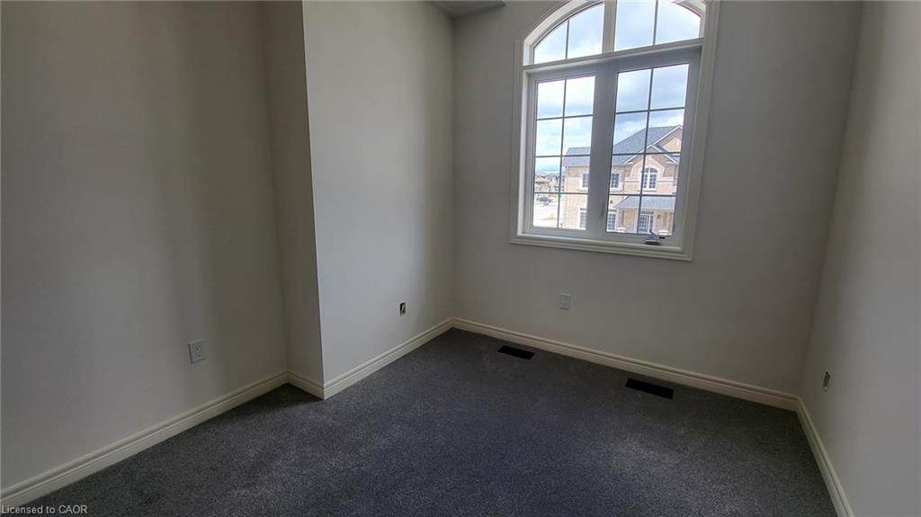 47 Gledhill Crescent Property Photo 14