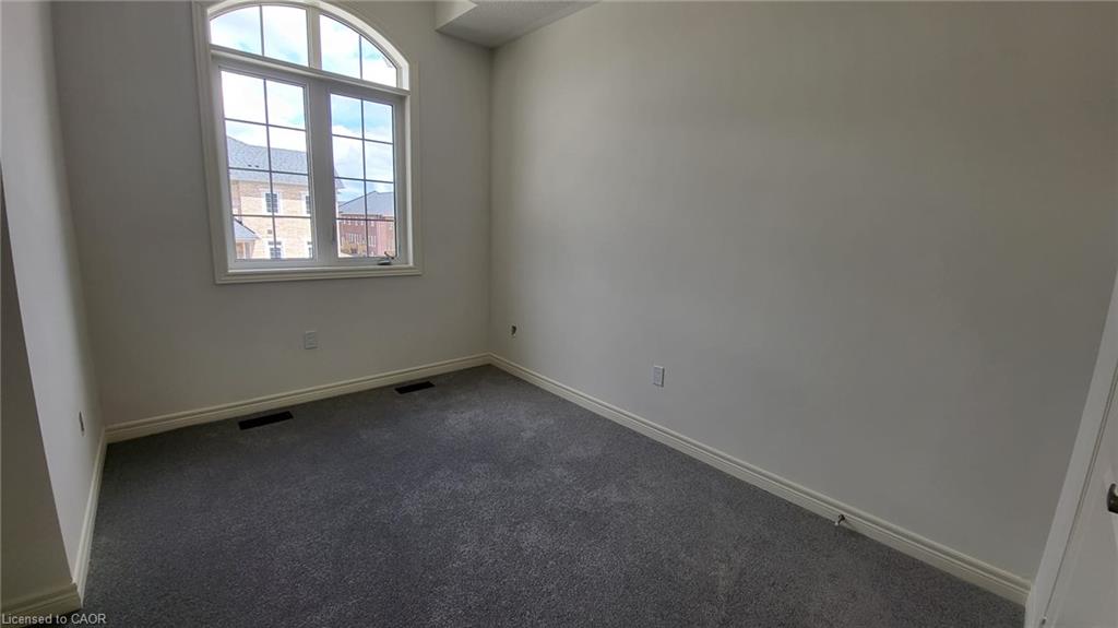 47 Gledhill Crescent Property Photo 16