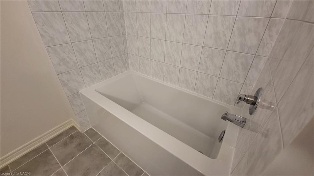 47 Gledhill Crescent Property Photo 21