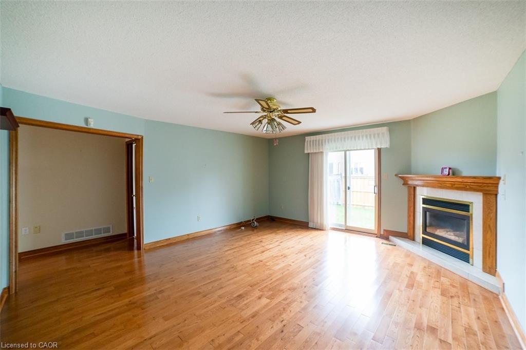147 Locheed Drive Property Photo 6
