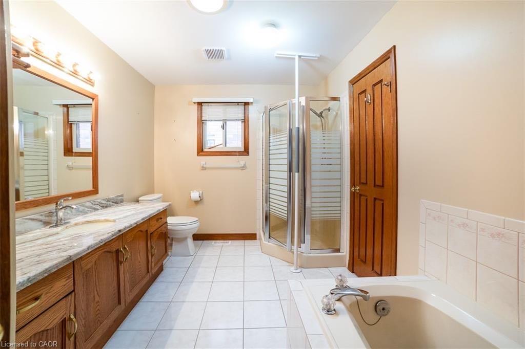 147 Locheed Drive Property Photo 9