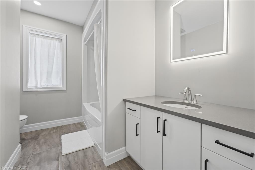 43 Peggy Avenue Property Photo 19