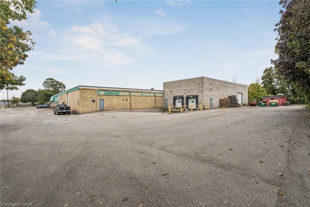 663 Woodward Avenue Property Photo 11