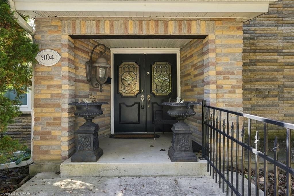 904 Montgomery Drive Property Photo 7
