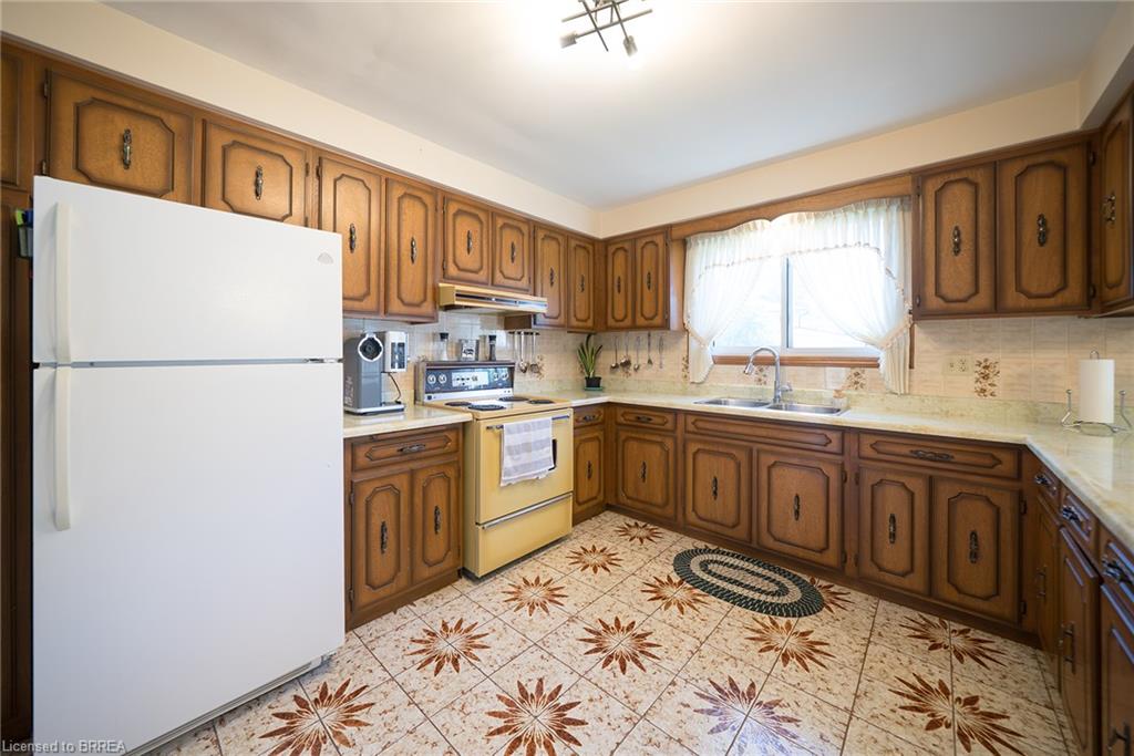 32 Avondale Crescent Property Photo 10