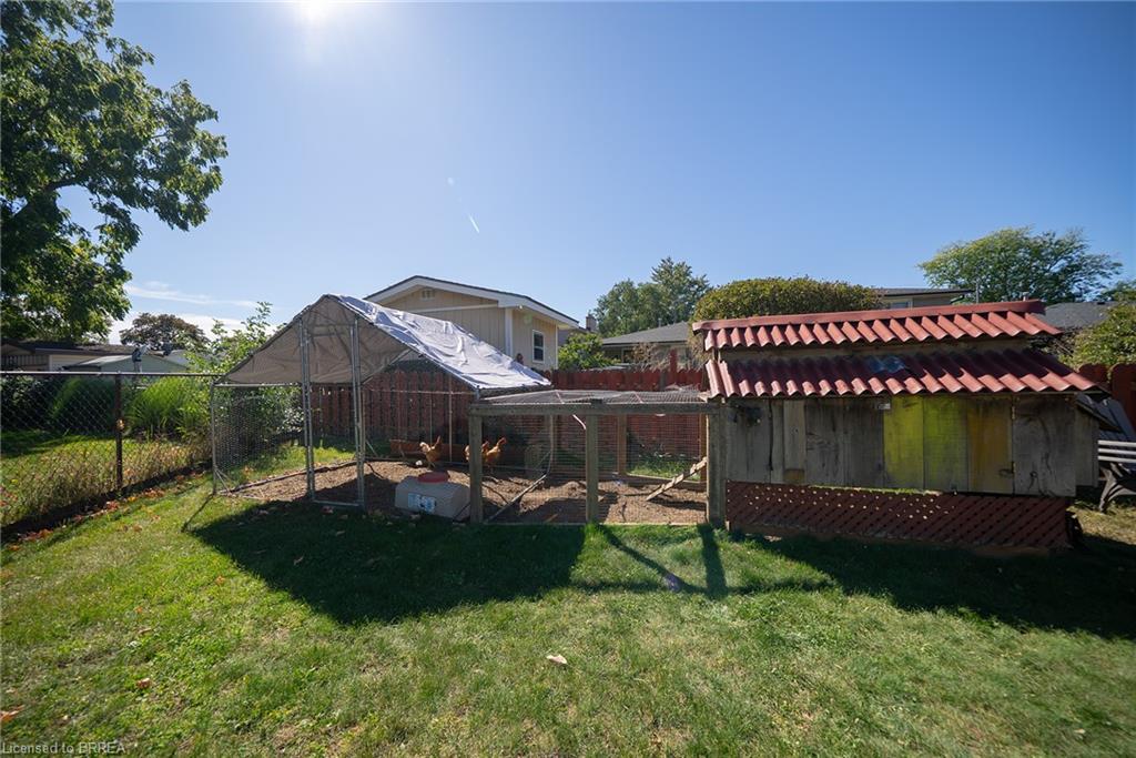 32 Avondale Crescent Property Photo 34
