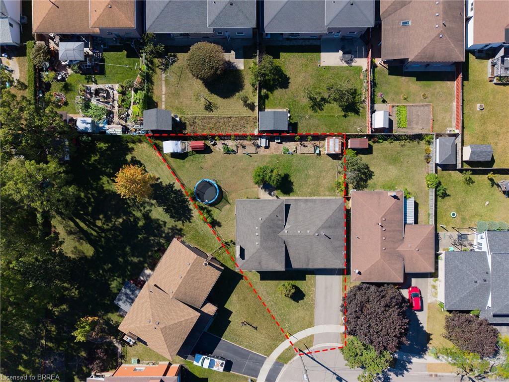 32 Avondale Crescent Property Photo 41