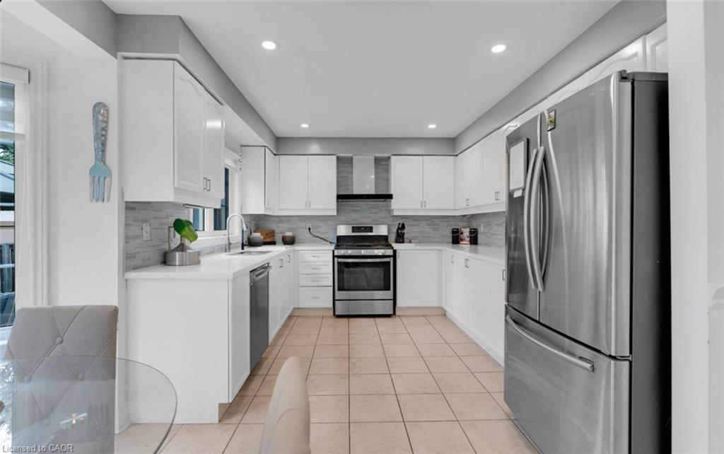 10 Morgandale Road Property Photo 10